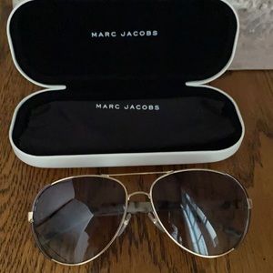 Marc Jacobs Aviator Women’s Sunglasses with Case